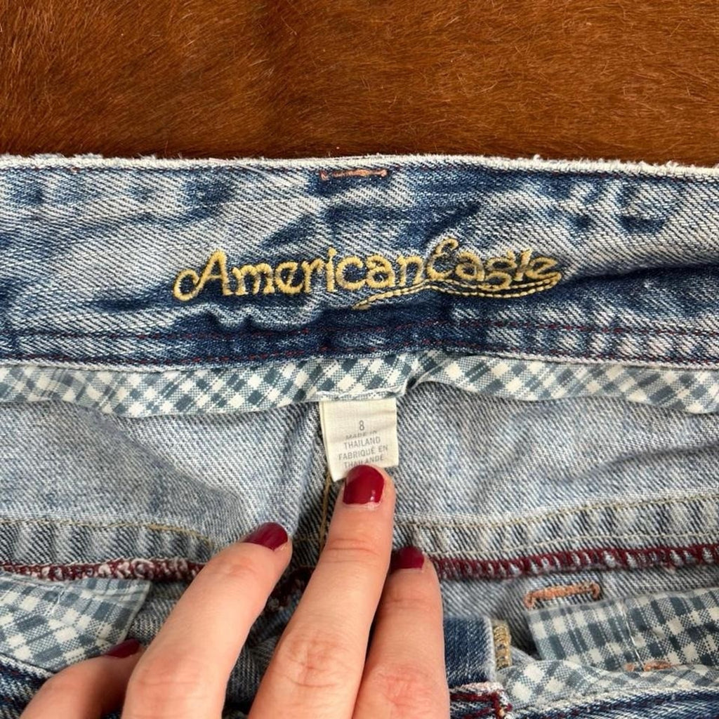 American Eagle Vintage Y2K Low-Rise Denim Mini Skirt – Size 8