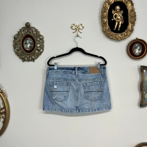 American Eagle Vintage Y2K Low-Rise Denim Mini Skirt – Size 8